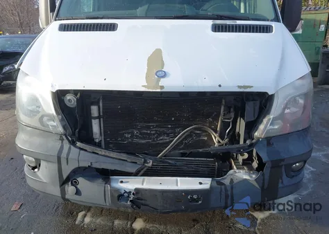 2014 Mercedes-Benz Sprinter 3500 High Roof z USA, uszkodzony, nr VIN WD3PF1CC6E5919465